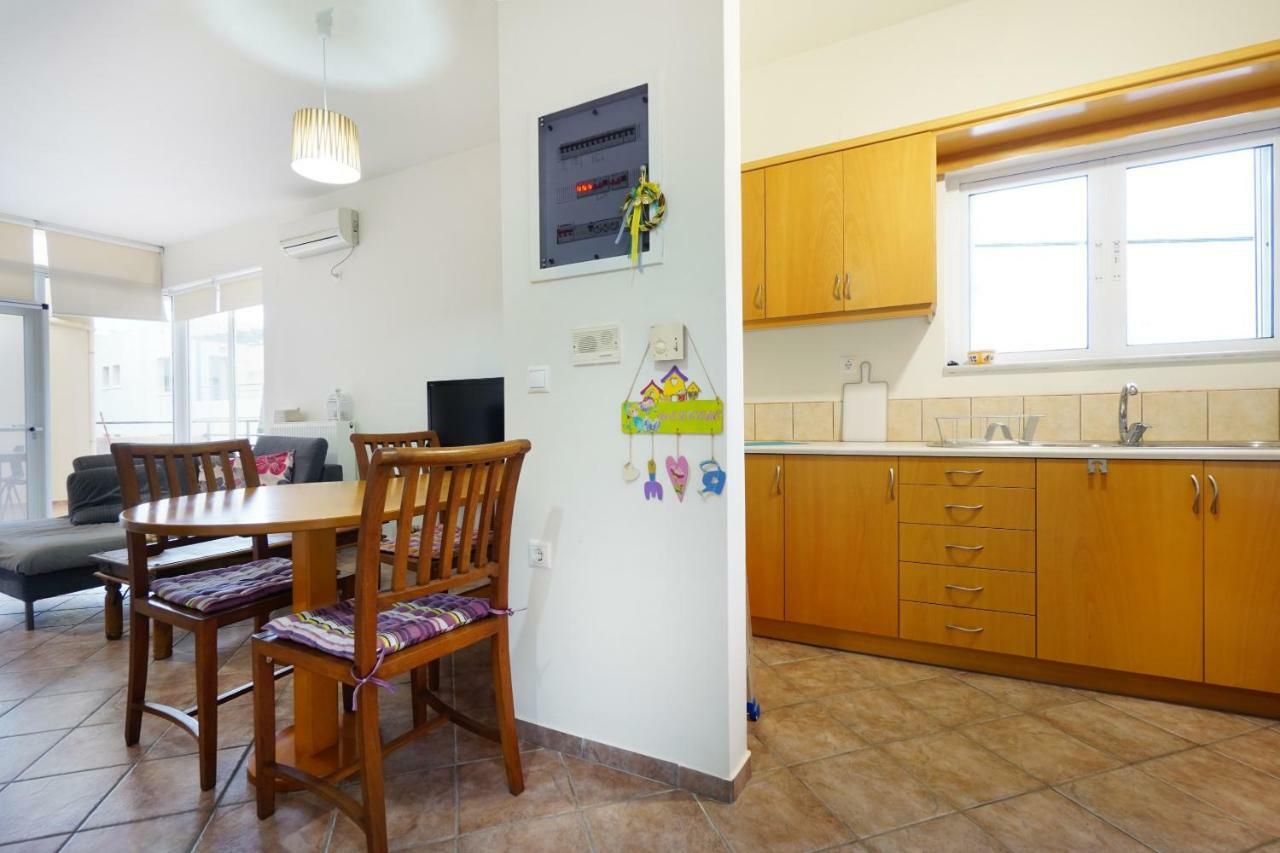 Sunny Apartment ذاراتسو المظهر الخارجي الصورة